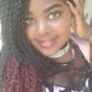 Meet your Posher, Monique